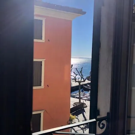 Milu'- Incantevole In Centro A Garda Apartment *